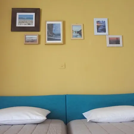 Ostria Apartment